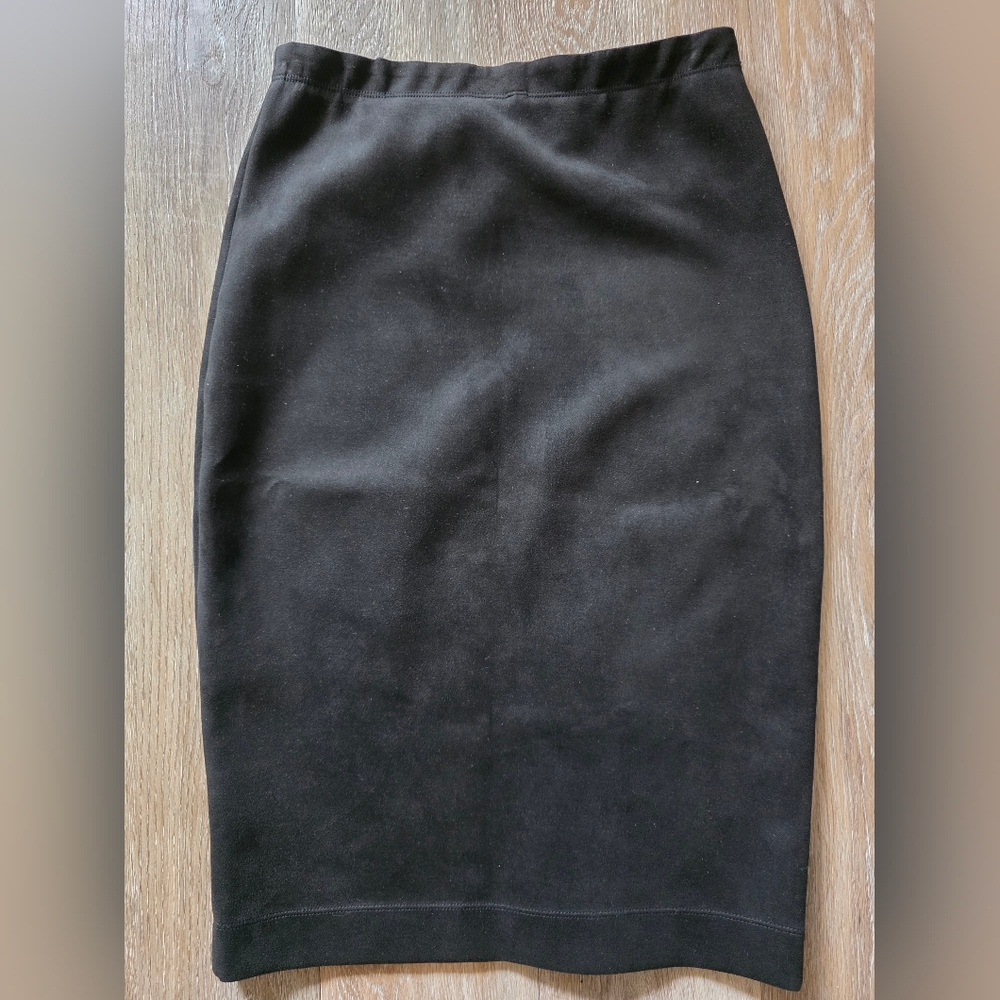 BCBGMaxAzria Classic Black Pencil Skirt